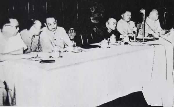 九一三事件后，葉劍英：以前我不想再穿軍裝，現在看來還要管軍隊