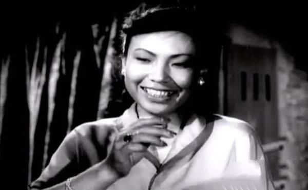 胡敏英：《英雄虎膽》里精明的女匪，少校軍銜，晚年為何喝農(nóng)藥？