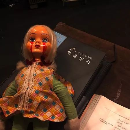 首爾樂天世界鬼屋“廢?！遍_學(xué)啦！黑色星期五喪尸入侵快逃