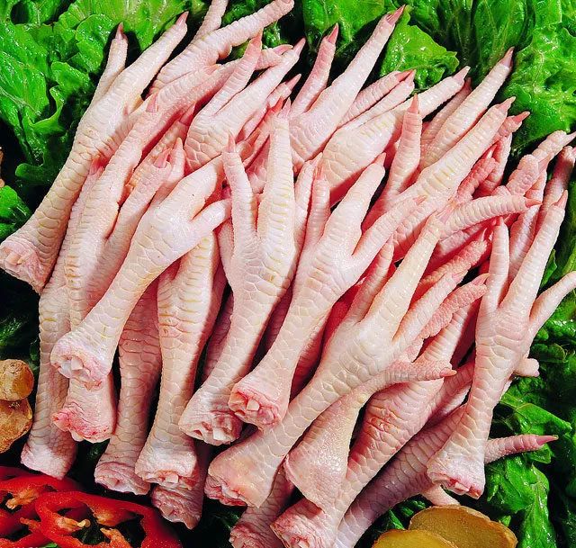 超獵奇黑暗料理“阿凡達(dá)雞腳”顏色嚇人，網(wǎng)友：中了喪尸病毒