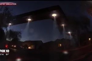 美國鳳凰城曾現(xiàn)1.6公里寬UFO，前州長肯定真實性