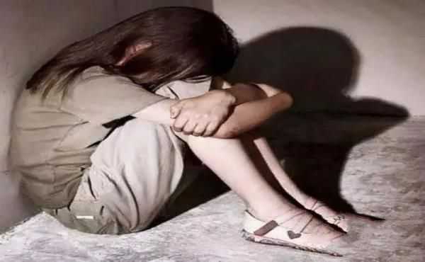 辣眼睛！英國士兵遭性侵：用迫擊炮塞進下體，現場視頻也曝光出來