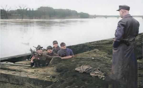 惡魔毀滅前的丑陋掙扎——二戰末期納粹德國的末日槍械大盤點