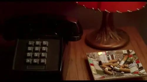 15種夢境解析：夢到電話響卻不想接，可能代表你不正視自己的直覺