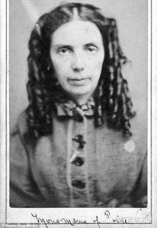 英國第一批精神病人…看完有些臉容易做惡夢