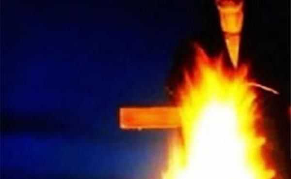 古代酷刑之點天燈，楊秀清曾用此刑處決朱九妹，極其殘忍！