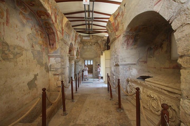 考古學家在土耳其發現圣誕老人的遺骸，考古學家：尸骨完好的可能性很大