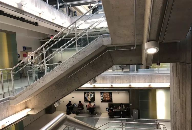 iPhone 8開箱初試：效能、拍攝讓人驚艷，期待iPhone X