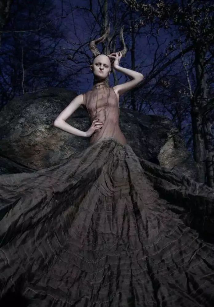 28歲患有罕見基因異常疾病的女模打破了眾人對時尚的印象