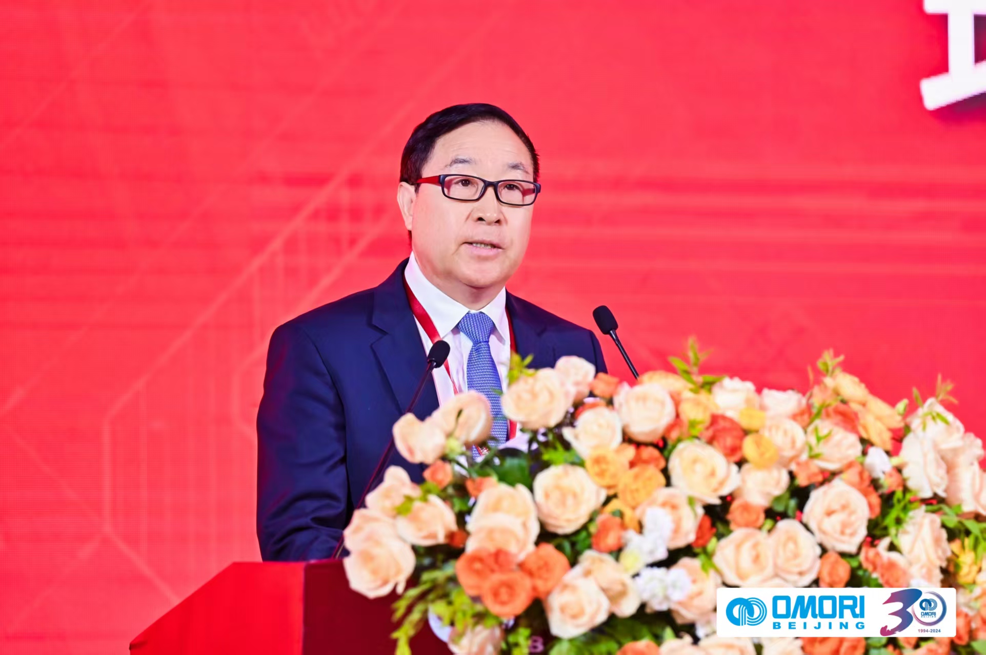 三十而礪 逐新致遠(yuǎn)—楚玉峰理事長(zhǎng)出席北京大森公司30周年慶典